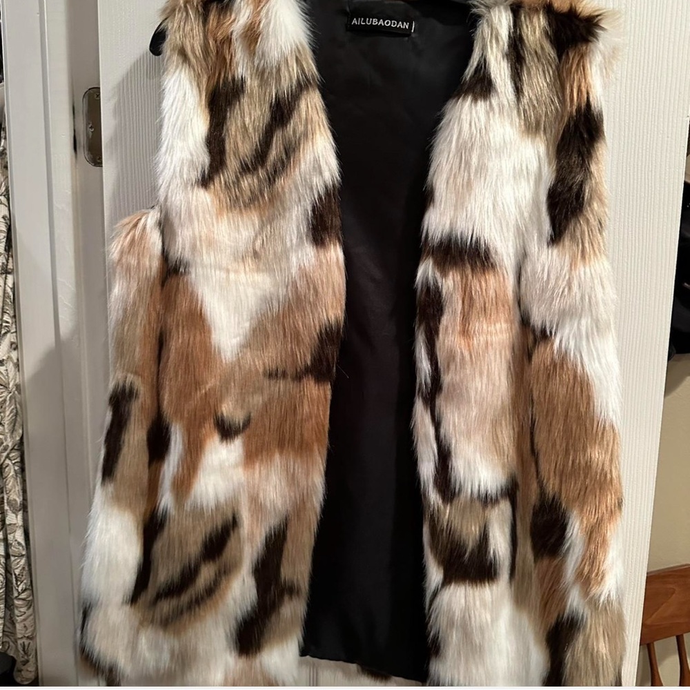 Women's Faux Fur Vest - Brown and Black